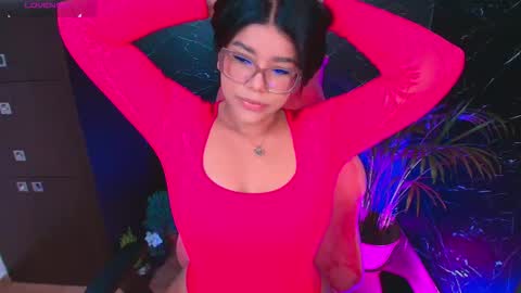 Snapshot of ashleyy18__ chatting on 21, 9, 2025 Ashleyy18   online show from 21, 9, 2025