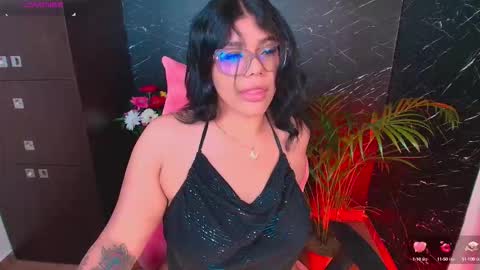 Snapshot of ashleyy18__ chatting on 18, 10, 2025 Ashleyy18   online show from 18, 10, 2025
