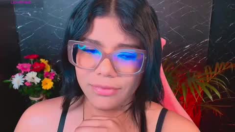 Snapshot of ashleyy18__ chatting on 19, 10, 2025 Ashleyy18   online show from 19, 10, 2025