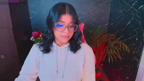 Snapshot of ashleyy18__ chatting on 25, 10, 2025 Ashleyy18   online show from 25, 10, 2025