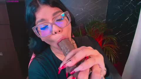 Ashleyy18   online show from 31, 10, 2025