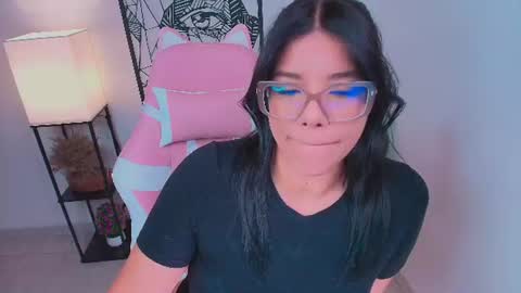 Snapshot of ashleyy18__ chatting on 22, 6, 2026 Ashleyy18 online show from 22, 6, 2026