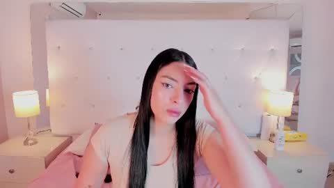 Snapshot of ashly_bloom chatting on 3, 7, 2026 Ashly online show from 3, 7, 2026