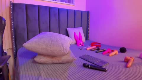 ashlye_miller_ online show from 25, 1, 2025