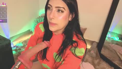 Snapshot of ashlynnlowe_ chatting on 20, 10, 2025 Ash online show from 20, 10, 2025