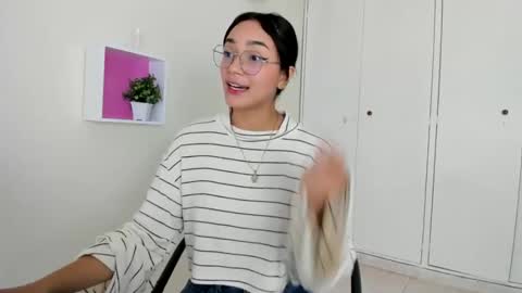 Camila online show from 23, 12, 2024