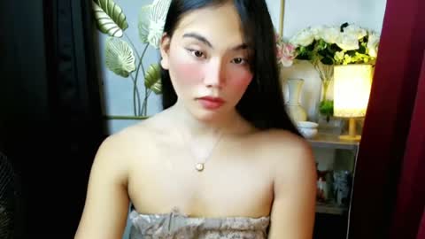 Snapshot of asian_alliyah chatting on 9, 8, 2026 asian_alliyah online show from 9, 8, 2026