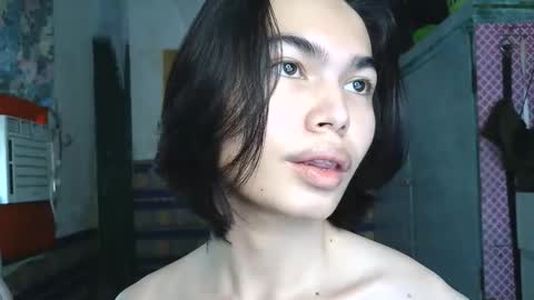 asian_babyboi online show from 20, 4, 2026