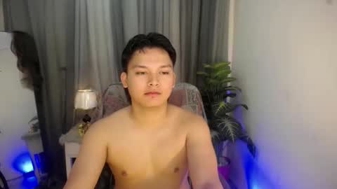 asian_handsomexx online show from 27, 10, 2025