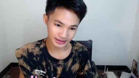 asian_lover05 online show from 20, 11, 2025