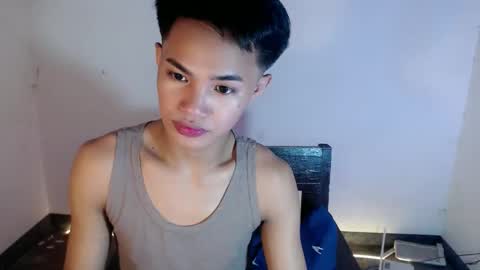 asian_lover05 online show from 26, 3, 2026