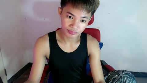 Snapshot of asian_lover05 chatting on 14, 6, 2026 asian_lover05 online show from 14, 6, 2026