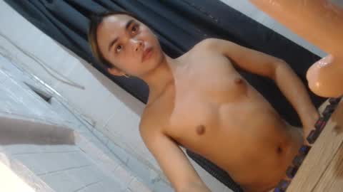 Snapshot of asian_reyshell chatting on 23, 2, 2025 Reyshell online show from 23, 2, 2025