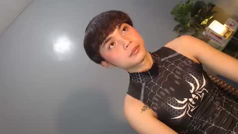 Snapshot of asian_reyshell chatting on 15, 2, 2026 Reyshell online show from 15, 2, 2026