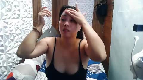 Snapshot of asian_sexydimples chatting on 29, 5, 2026 Trixie online show from 29, 5, 2026