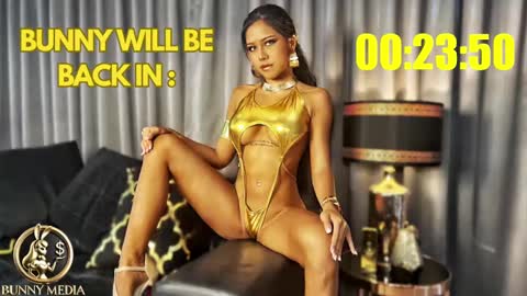 BUNNY WILDER online show from 1, 3, 2025