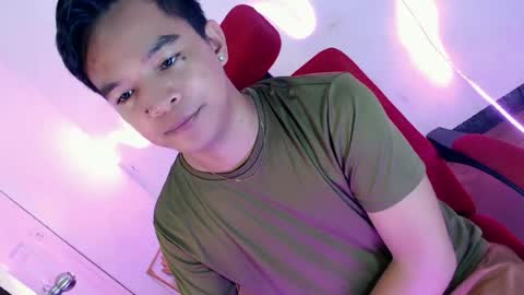 Snapshot of asianash18 chatting on 1, 7, 2026 ASH online show from 1, 7, 2026