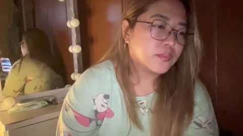 Snapshot of asianbunny10 chatting on 17, 5, 2026 Curvy online show from 17, 5, 2026