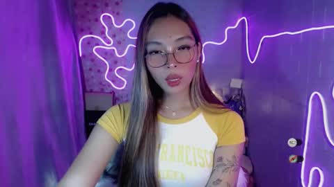 Snapshot of asianhottiesttamira chatting on 21, 5, 2026 HI IM TAMIRA LOOKING FOR SERIOUS RELATIONSHIP online show from 21, 5, 2026