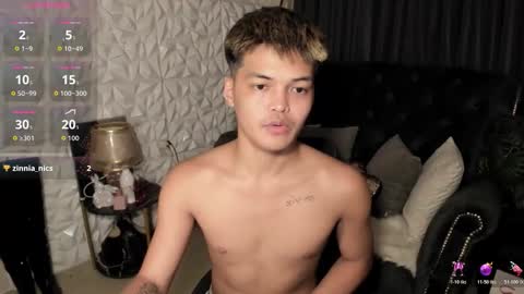 VICTORIA SCOTT online show from 4, 12, 2025