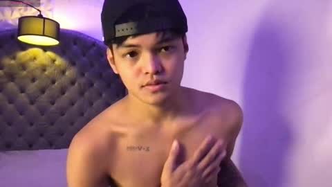 VICTORIA SCOTT online show from 26, 4, 2026