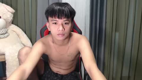 Snapshot of asianhunk_zam chatting on 30, 12, 2024 Zam online show from 30, 12, 2024