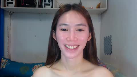 J A D E online show from 18, 5, 2026