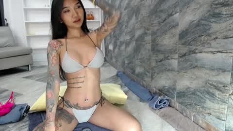 Snapshot of asianqueen93 chatting on 24, 1, 2025 Jeje   special     online show from 24, 1, 2025