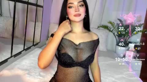 Miss Nia online show from 18, 12, 2024