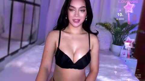 Miss Nia online show from 25, 12, 2024