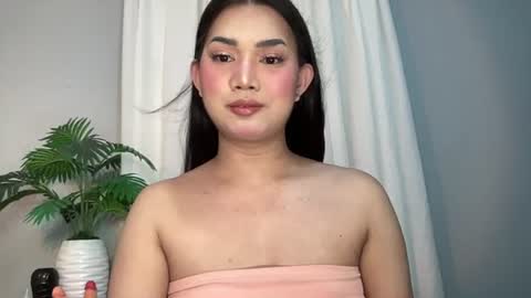 Lily online show from 8, 7, 2026