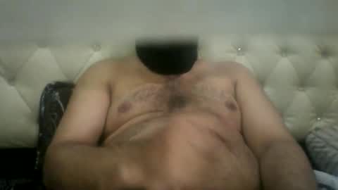 Snapshot of asifzamma chatting on 17, 10, 2025 asifzamma online show from 17, 10, 2025