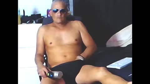 Snapshot of askil8802 chatting on 24, 3, 2026 askil8802 online show from 24, 3, 2026