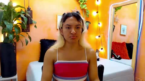 ASLY online show from 4, 1, 2025