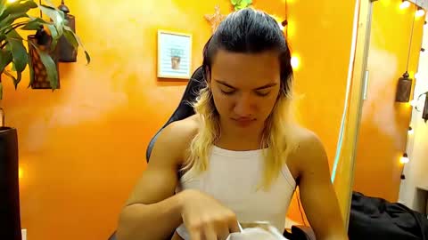 ASLY online show from 28, 1, 2025