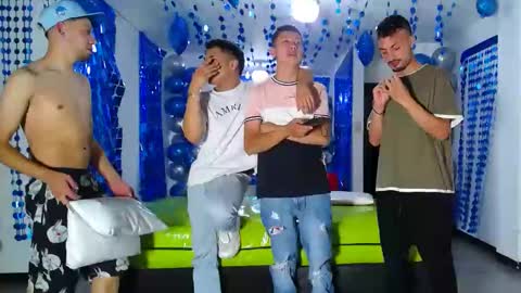 Snapshot of asmodeus7100 chatting on 28, 1, 2025 THOMAS AND DAMIAND online show from 28, 1, 2025