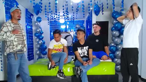 Snapshot of asmodeus7100 chatting on 5, 2, 2025 THOMAS AND DAMIAND online show from 5, 2, 2025