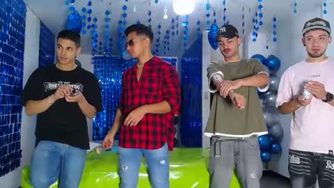 Snapshot of asmodeus7100 chatting on 17, 2, 2025 THOMAS AND DAMIAND online show from 17, 2, 2025