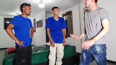 Snapshot of asmodeus7100 chatting on 17, 9, 2025 THOMAS AND DAMIAND online show from 17, 9, 2025