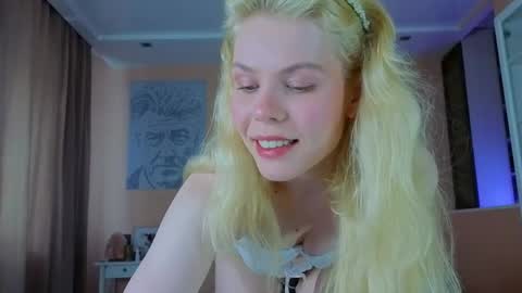 Snapshot of ass_latte chatting on 4, 6, 2026 Sasha online show from 4, 6, 2026