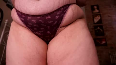 Snapshot of assgives chatting on 30, 4, 2026 Eva online show from 30, 4, 2026
