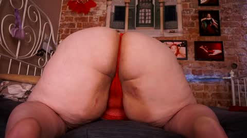 Snapshot of assgives chatting on 23, 5, 2026 Eva online show from 23, 5, 2026