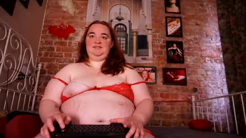 Snapshot of assgives chatting on 5, 6, 2026 Eva online show from 5, 6, 2026