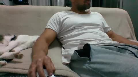 Snapshot of asshunnter chatting on 28, 10, 2025 MARCO online show from 28, 10, 2025