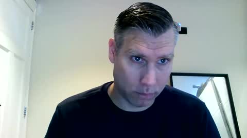 Snapshot of assmani28 chatting on 2, 1, 2025 Assmani28 online show from 2, 1, 2025