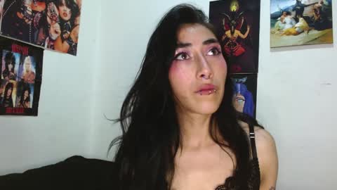 Snapshot of asterothxznikki chatting on 17, 12, 2024 Asterothxznikki online show from 17, 12, 2024