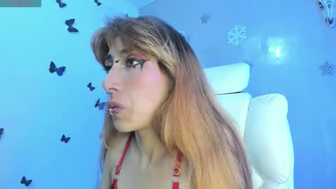 Asterothxznikki online show from 25, 2, 2026