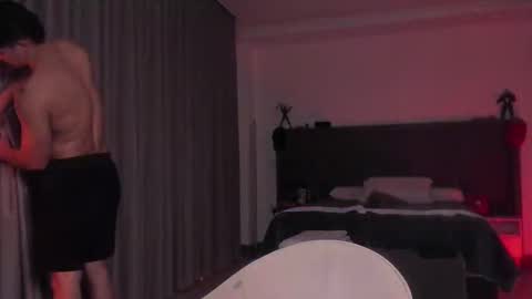 astonhills online show from 16, 9, 2025