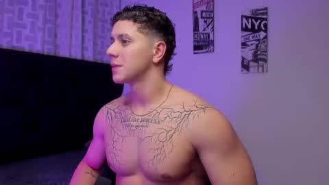 astonhills online show from 4, 10, 2025