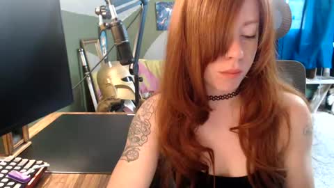 Snapshot of astraeasiren chatting on 26, 6, 2026 AstraeaSiren online show from 26, 6, 2026